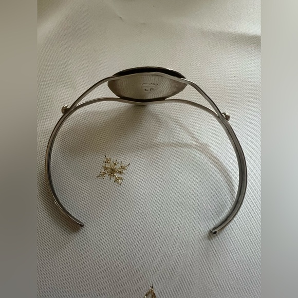 Navajo Bracelet Bear Paw Cuff Sterling Silver and Turquoise - Picture 8 of 14